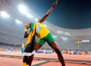 九游体育平台-从乌拉圭关键战突围到楚阿梅尼欧冠接管，现代足球的唯一性启示