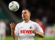 九游体育官方入口-欧联奇迹夜！蒂亚戈生涯巅峰演出，里昂客场三球踏平勒沃库森