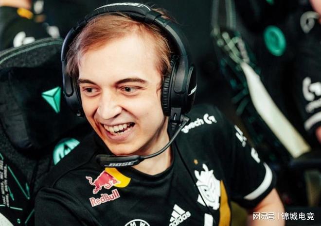 EG横扫DK，Uzi关键制胜的简单介绍