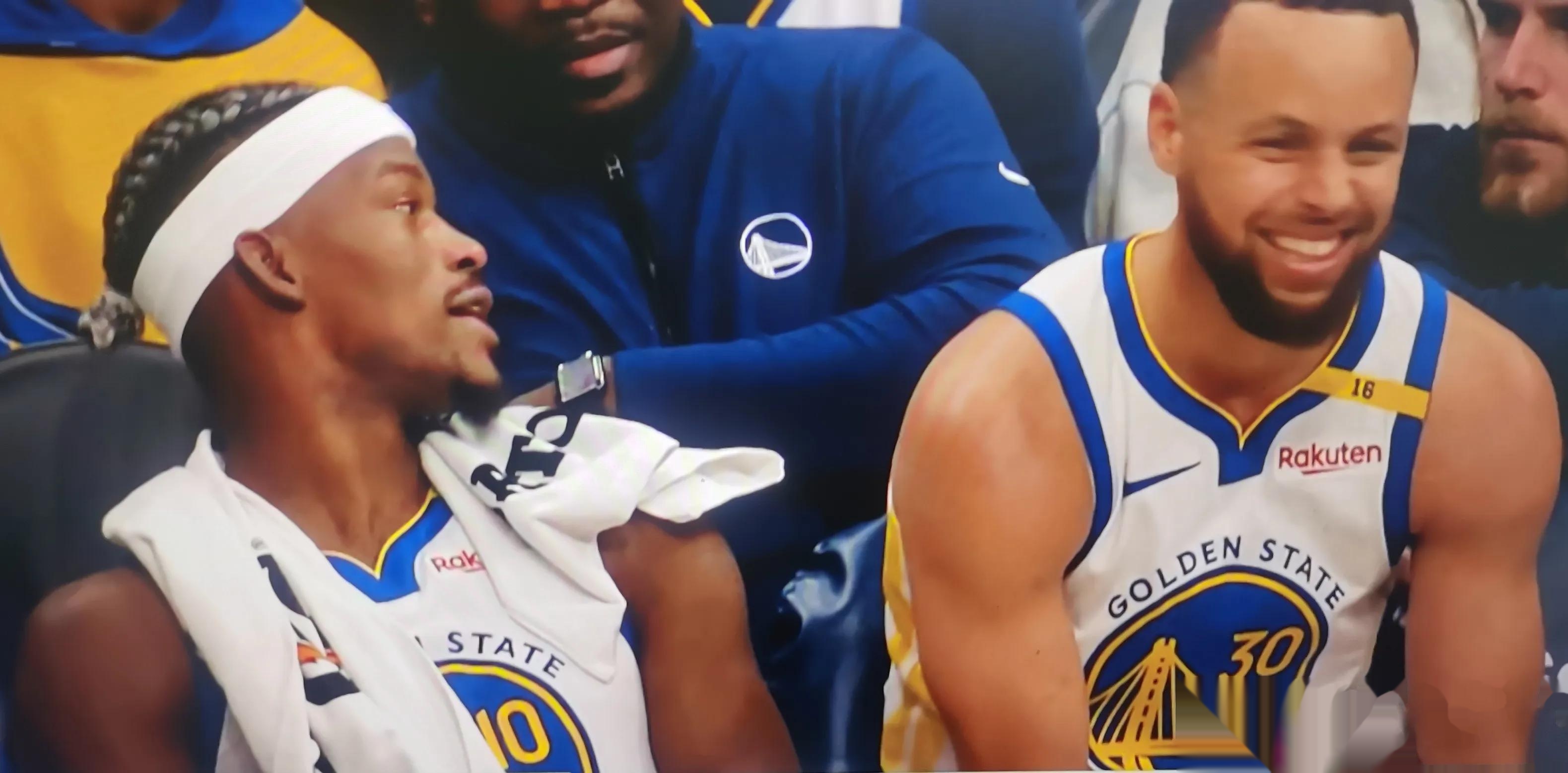 勇士队在主场获胜，为球迷带来一场精彩的比赛