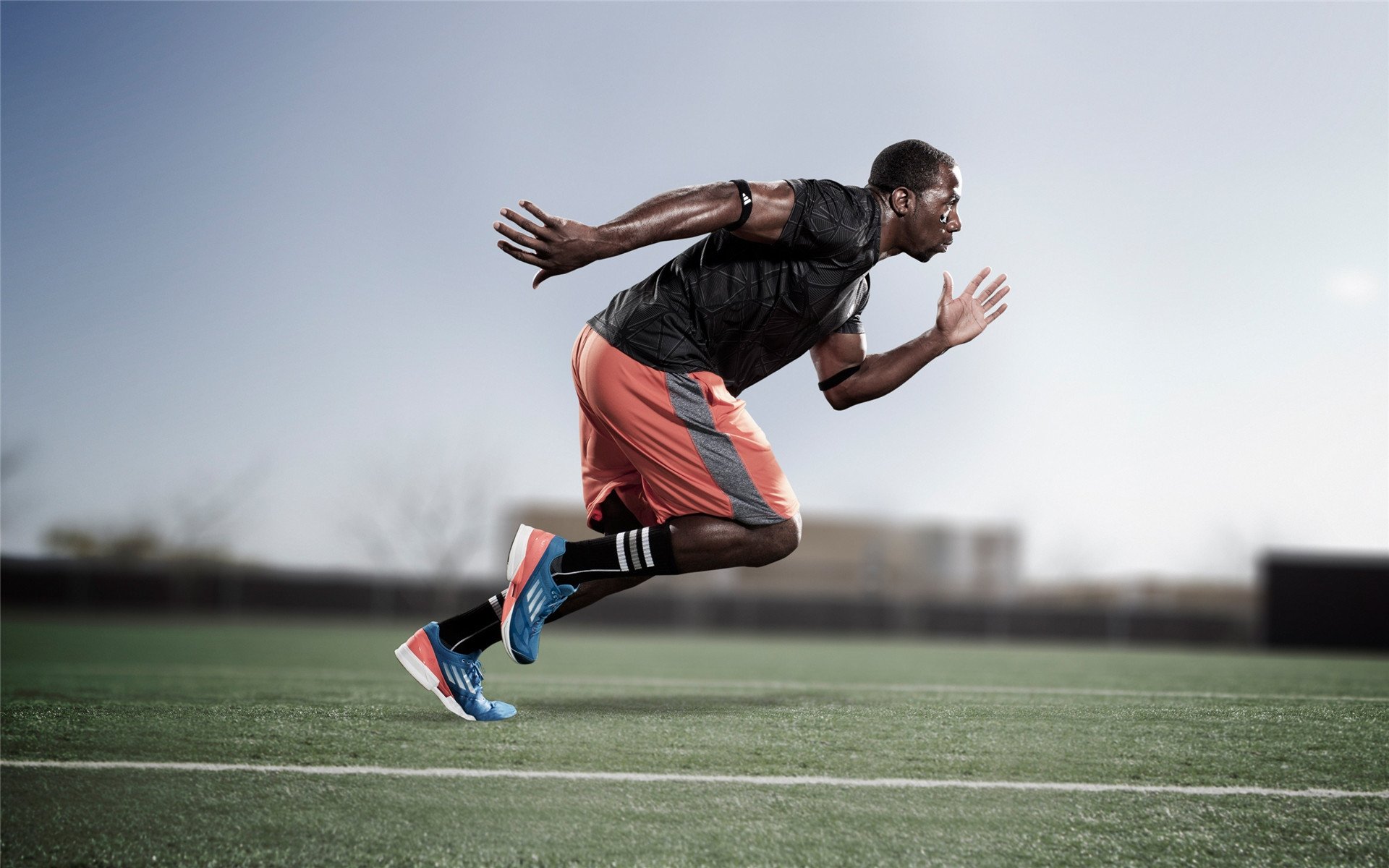 年度焦点之战之夜，福克斯关键节点连续得分，改写比赛走向